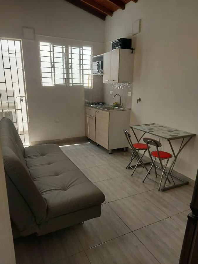 Aparta Estudio Amoblado 4 Medellin, San Joaquin 0*,  Colombie