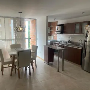  Hotel Apartamento 70m2 Ubicacion Estrategica Cerca Al Poblado 3020